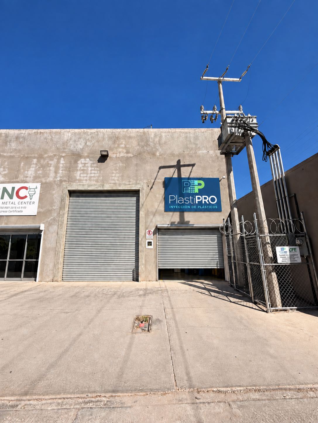 Fachada de PlastiPRO, Chihuahua